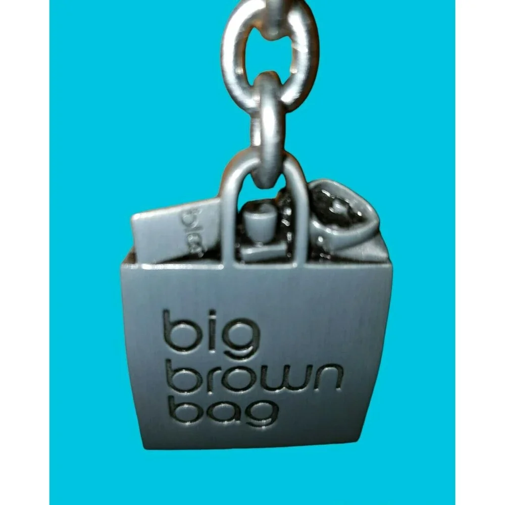 Vintage Bloomindale's Big Brown Bag Pewter KEY RING KEY-CHAIN HOLDER Bloomes NEW